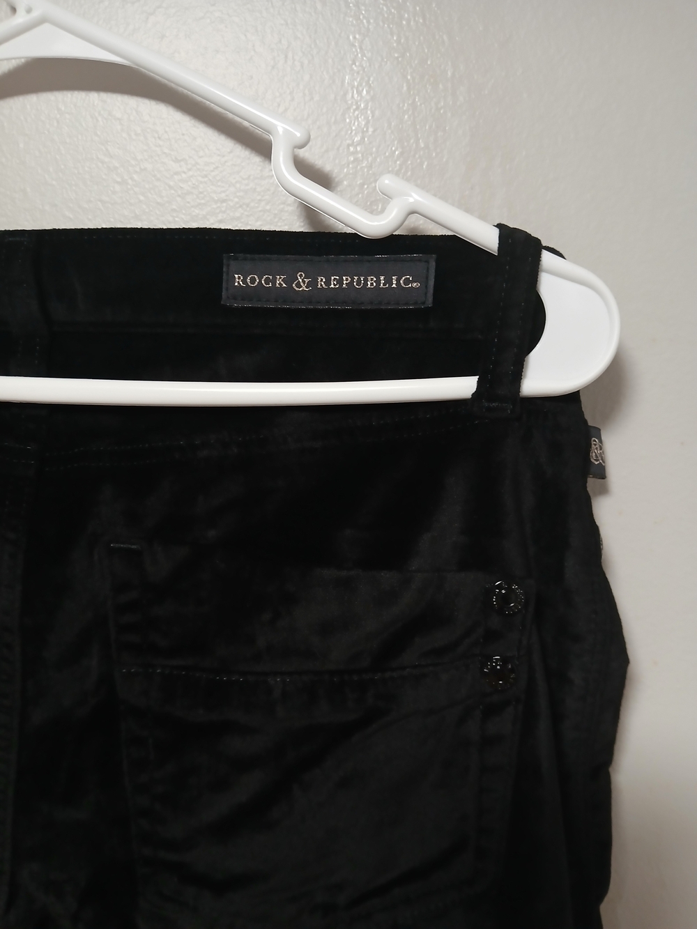 Rock & Republic Black Velvet Skinny Jeans - Picture 11 of 11